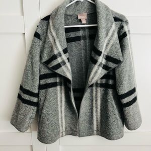 Chico’s Grey Plaid Sweater Jacket Size 1
